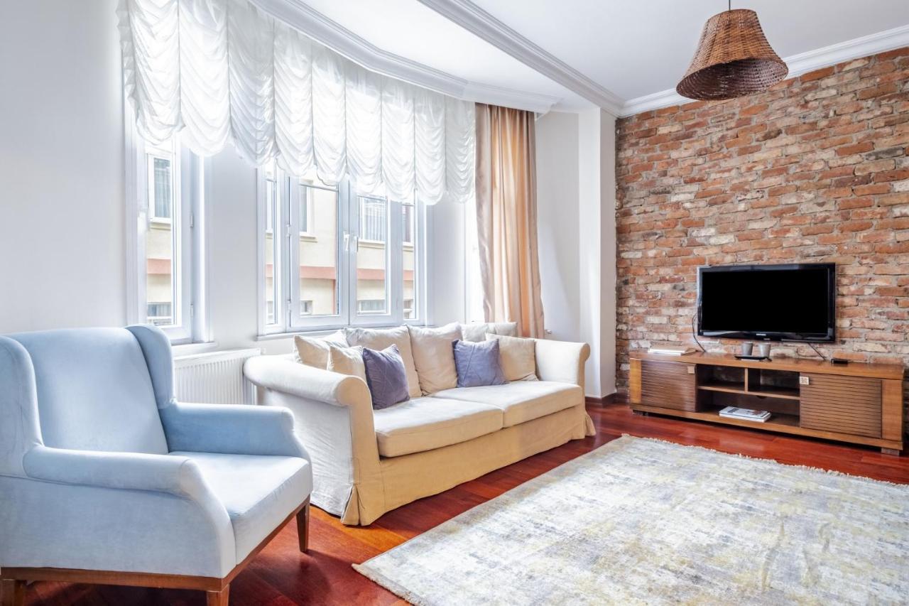 Centrally Located Apartment With Balcony In Sisli Istanbul Eksteriør billede